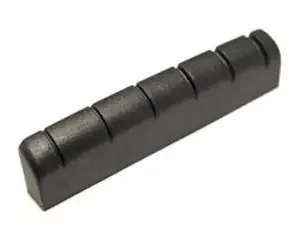 GraphTech TUSQ Sattel G-Style schwarz gekerbt