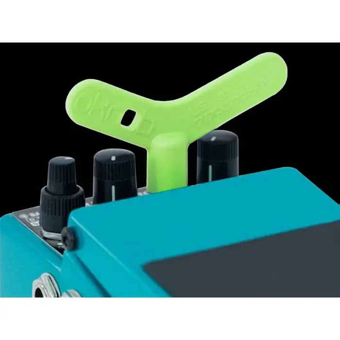 Option Knob GloKnob Classic, fits traditional pedals, shaft diameter 5,58-5,96mm, translucent