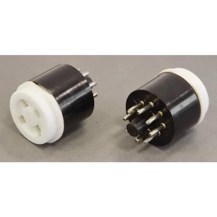 Socket adapter octal > UX4